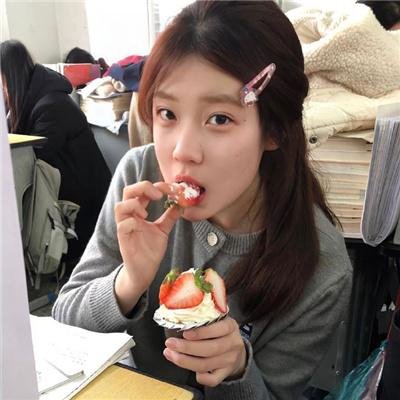 鲁卜哈利沙漠:非洲的女人